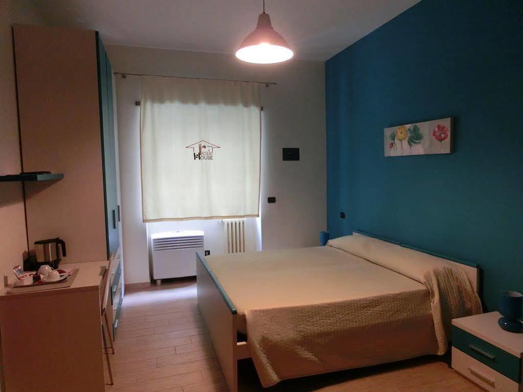Reale House Rooms Roma Eksteriør bilde